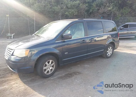 2008 Chrysler Town & Country Touring z USA, uszkodzony, nr VIN 2A8HR54P08R759786